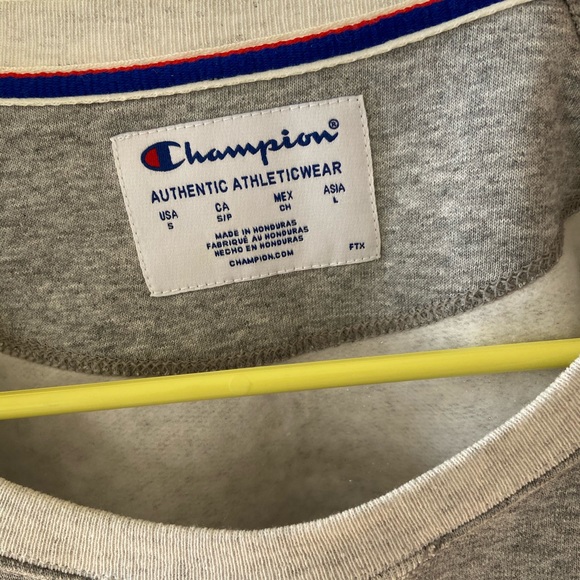 NWT Champion Women’s Small Powerblend Fleece Crew - Picture 2 of 5